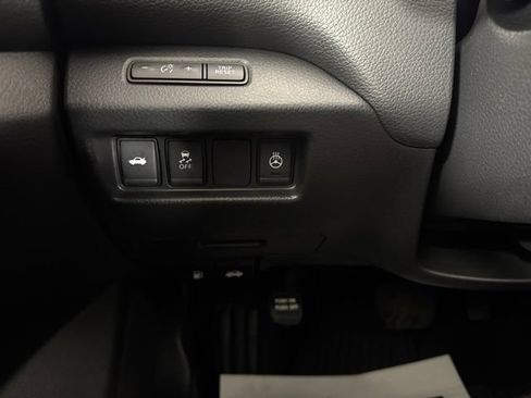 Used 2018 Nissan Altima 2.5 SL w/ 2.5 SL Technology Package FWD image 20