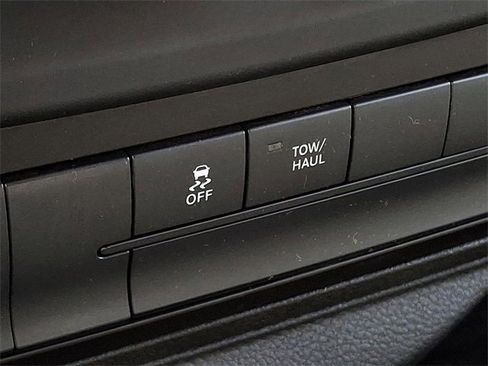 Used 2019 RAM 1500 Classic SLT image 18