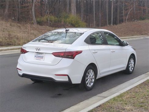 Used 2021 Hyundai Accent SEL image 13