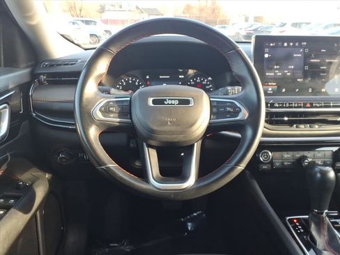 Used 2022 Jeep Compass Trailhawk w/ Trailhawk Convenience Group image 12