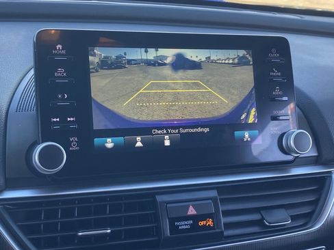 Used 2021 Honda Accord Sport image 28