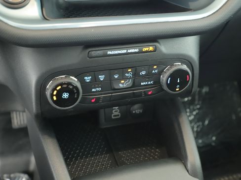 Used 2023 Ford Bronco Sport Badlands image 14