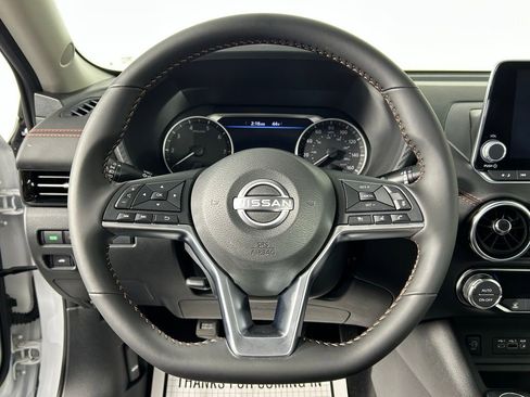 Used 2025 Nissan Sentra SR w/ Midnight Edition image 22