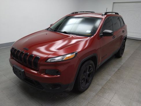 Used 2017 Jeep Cherokee Sport w/ Cold Weather Group image 2