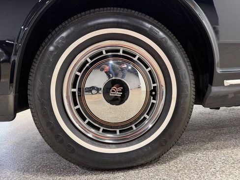 Used 1993 Rolls-Royce Silver Spur II image 10