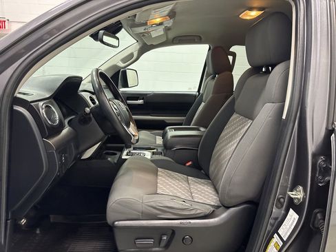 Used 2020 Toyota Tundra SR5 w/ TRD Off-Road Package AWD/4WD image 16