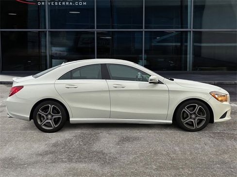 Used 2014 Mercedes-Benz CLA 250 4MATIC image 6