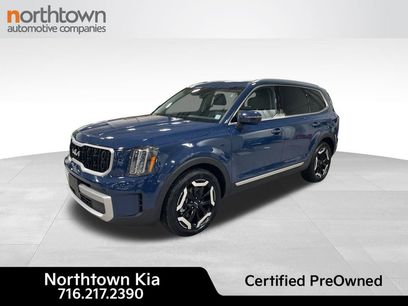 Used 2024 Kia Telluride EX w/ EX Captain's Chair Package