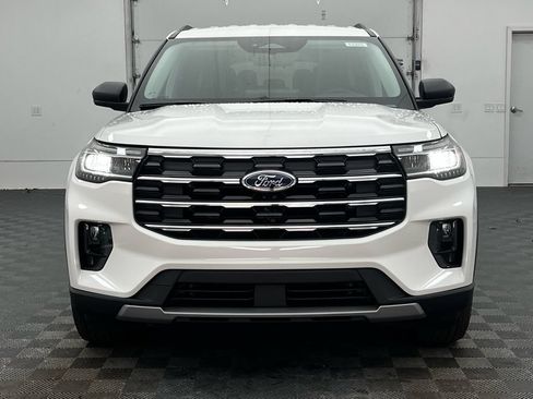 Used 2026 Ford Explorer Active w/ Active Comfort Package AWD/4WD image 14