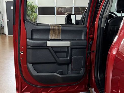 Used 2018 Ford F150 Lariat w/ Equipment Group 502A Luxury AWD/4WD image 34