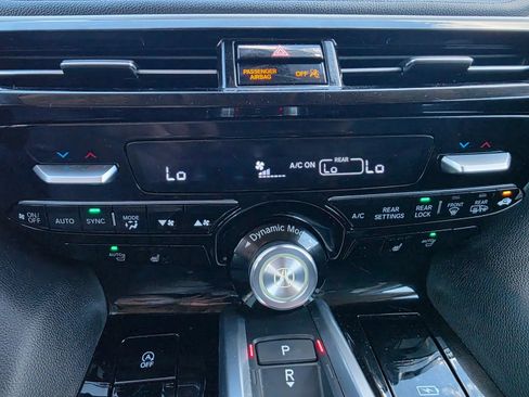 Used 2023 Acura MDX SH-AWD image 20