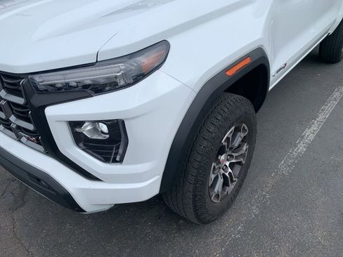 Used 2023 GMC Canyon AT4 image 3