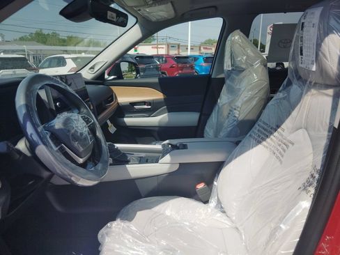 New 2026 Toyota Grand Highlander AWD image 7