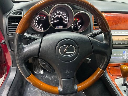 Used 2006 Lexus SC 430 Convertible image 30