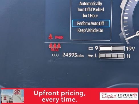 Used 2024 Toyota Tundra Limited AWD/4WD image 18