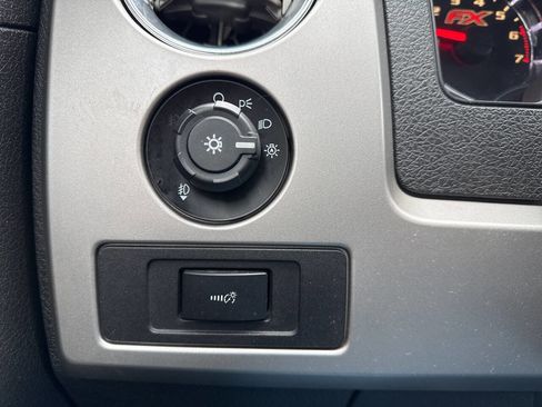 Used 2014 Ford F150 FX4 w/ Equipment Group 402A Luxury image 29