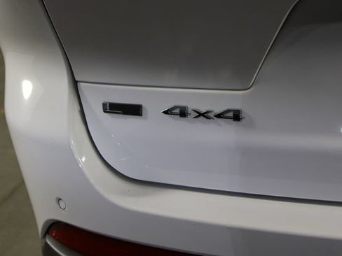 Used 2023 Jeep Grand Cherokee L Limited AWD/4WD image 42