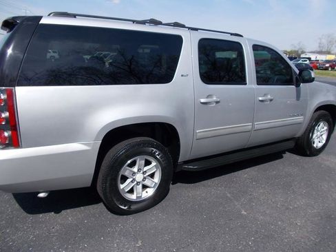 Used 2012 GMC Yukon XL SLT w/ SLT-2 Equipment Package image 13