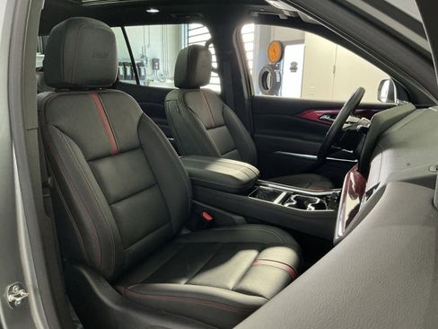 Used 2024 Chevrolet Traverse RS w/ LPO, Floor Liner Package image 35