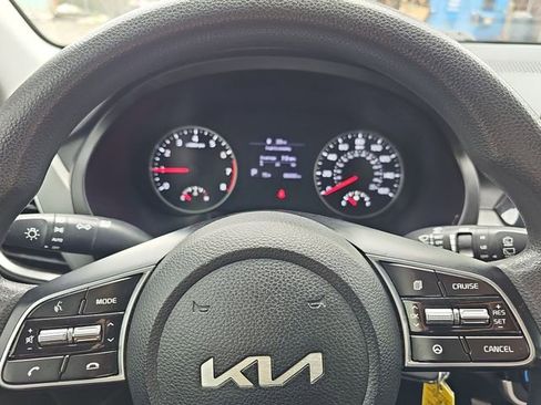 Used 2022 Kia Seltos LX AWD/4WD image 12