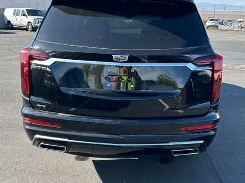 Used 2024 Cadillac XT6 Premium Luxury w/ Technology Package image 4