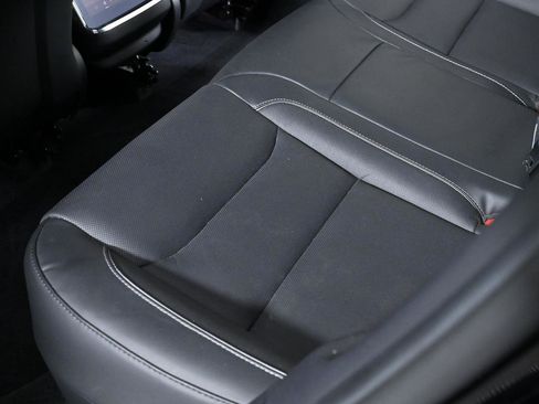 Used 2021 Tesla Model S Plaid image 24