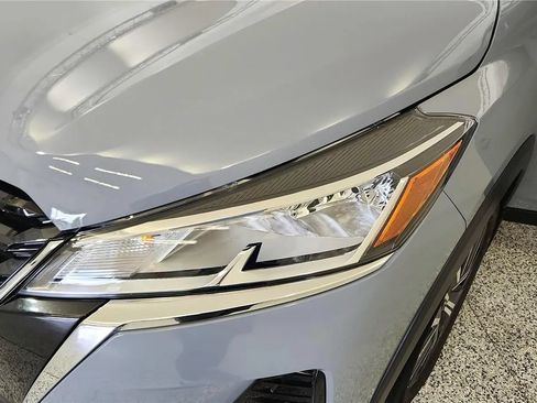 Used 2024 Nissan Kicks SV FWD image 15