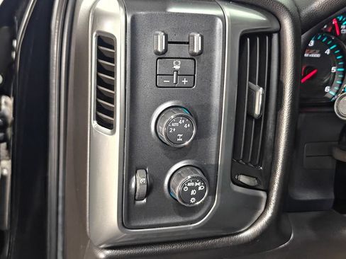 Used 2016 Chevrolet Silverado 1500 LT w/ Midnight Edition AWD/4WD image 8