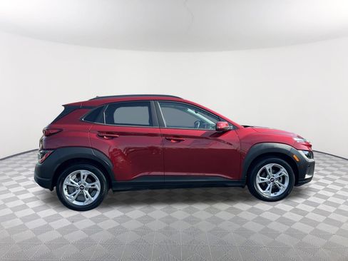 Used 2023 Hyundai Kona SEL w/ Convenience Package FWD image 4