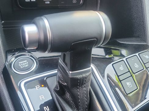 Used 2025 Kia Sportage SX FWD image 16