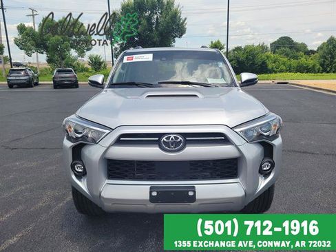 Certified 2023 Toyota 4Runner TRD Off-Road Premium AWD/4WD image 2