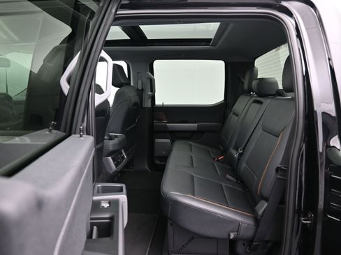 Used 2026 Ford F450 Lariat AWD/4WD image 11