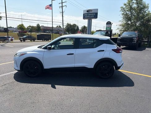 Used 2024 Nissan Kicks S FWD image 4