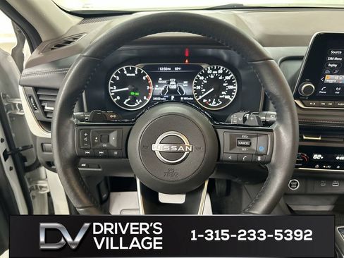 Used 2023 Nissan Rogue SV w/ SV Premium B Package AWD/4WD image 12