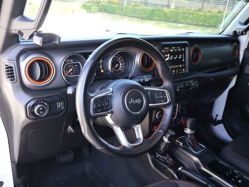 Used 2023 Jeep Gladiator Mojave w/ Trailer Tow Package image 15