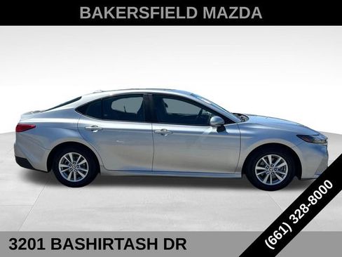 Used 2025 Toyota Camry LE FWD image 6