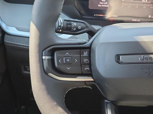 New 2026 Jeep Cherokee Laredo AWD/4WD image 19