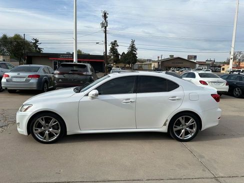 Used 2010 Lexus IS 250 image 4