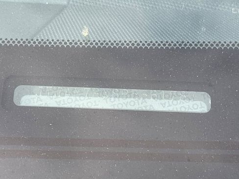 Used 2023 Lexus GX 460 Premium w/ Premium Package image 3