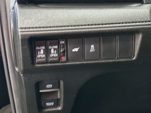 Used 2025 Honda Odyssey EX-L image 17