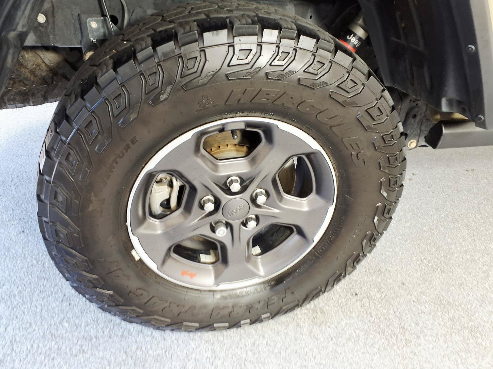 Used 2020 Jeep Gladiator Rubicon AWD/4WD image 6