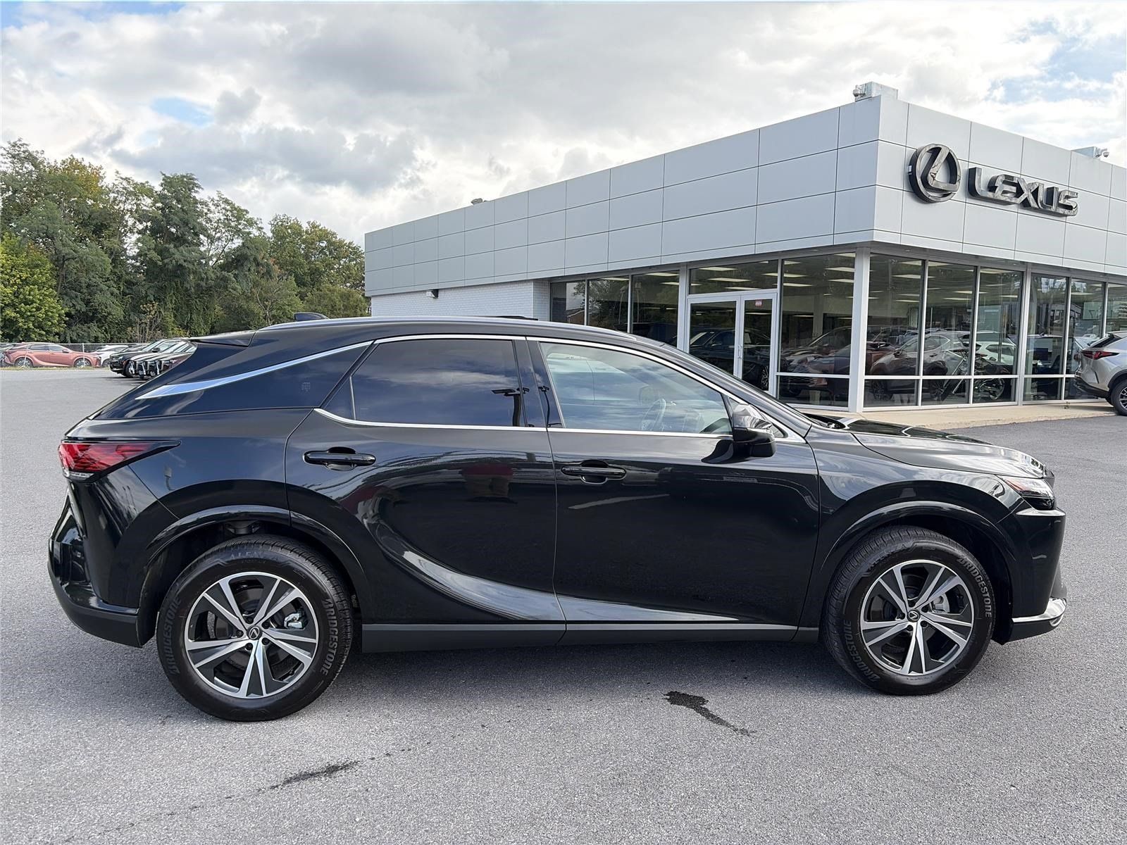 Used 2026 Lexus RX 350 Premium w/ Accessory Package (K3) FWD image 6