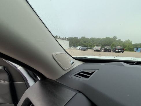 Used 2026 Nissan Pathfinder Platinum w/ Cargo Package FWD image 6