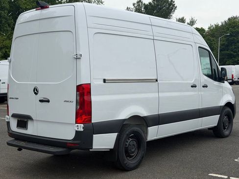 New 2026 Mercedes-Benz Sprinter 2500 image 4