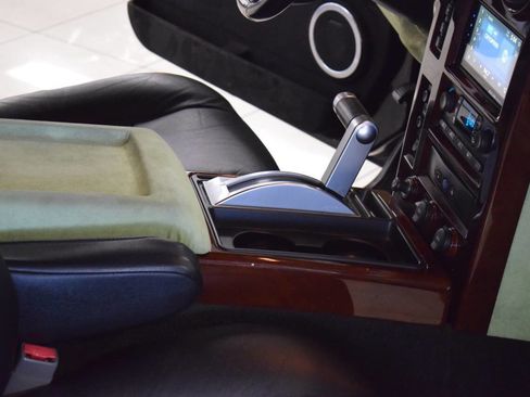 Used 2003 HUMMER H2 w/ Preferred Equipment Group image 58