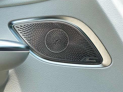 Used 2023 Mercedes-Benz EQE 350+ 4MATIC SUV w/ AMG Line Exterior Package image 19
