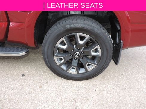 Certified 2024 Nissan Titan Platinum Reserve w/ Moonroof Package AWD/4WD image 17