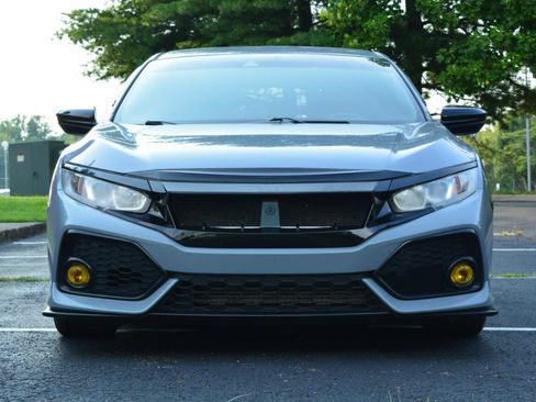 Used 2019 Honda Civic Sport image 2