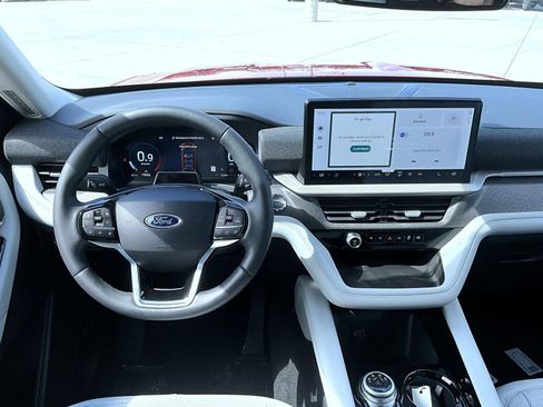 New 2026 Ford Explorer Platinum AWD/4WD image 11