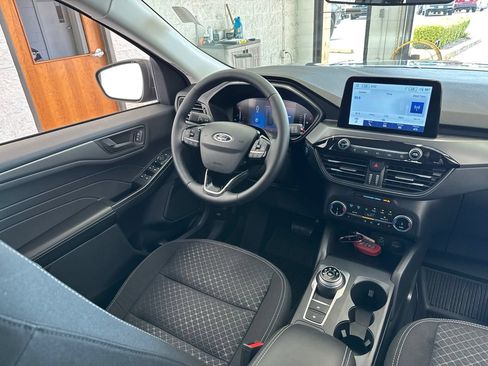 Used 2024 Ford Escape Active AWD/4WD image 44
